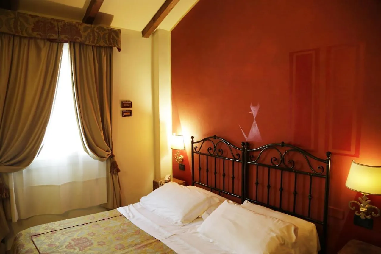 בולוניה Albergo Delle Drapperie מלון