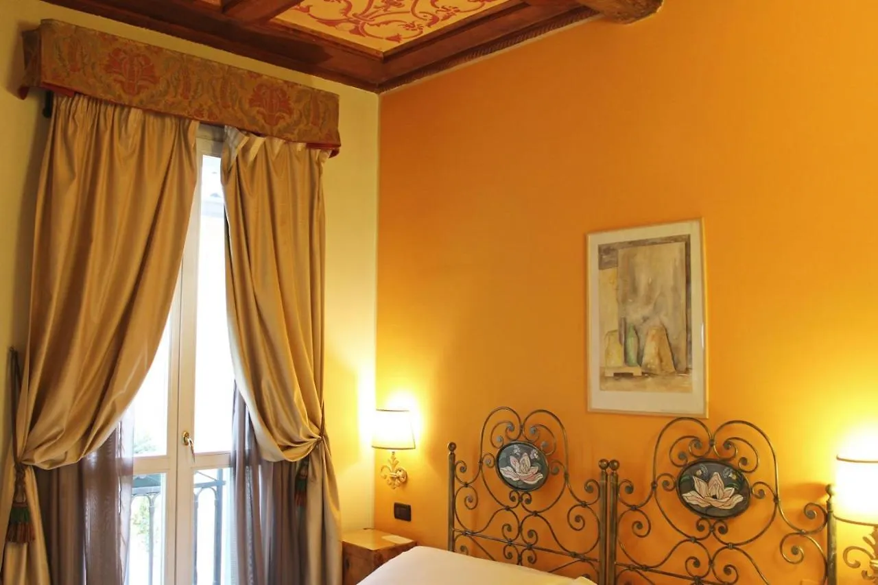Albergo Delle Drapperie Bologna Italien